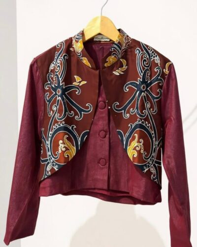 Cropped Jacket Sava - Teluk Balikpapan